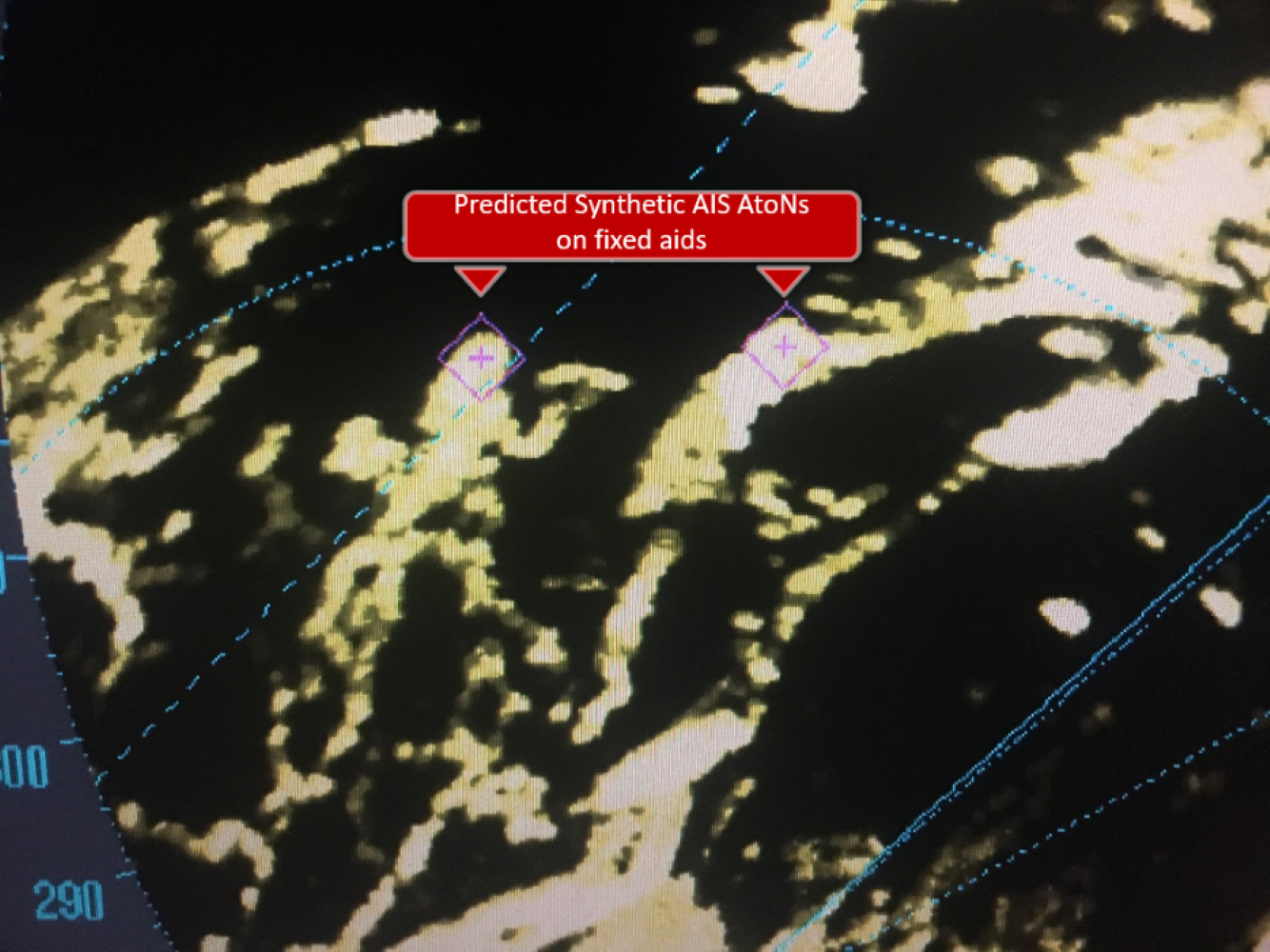 Figure 5-13. Radar display of two Predicted Synthetic AIS AtoN broadcast on fixed aids to navigation (Kahnawake ranges) Synthetic AIS AtoN help locate physical aids to navigation that would otherwise be difficult to detect on a radar due to the diffused echoes caused by ice accumulation 